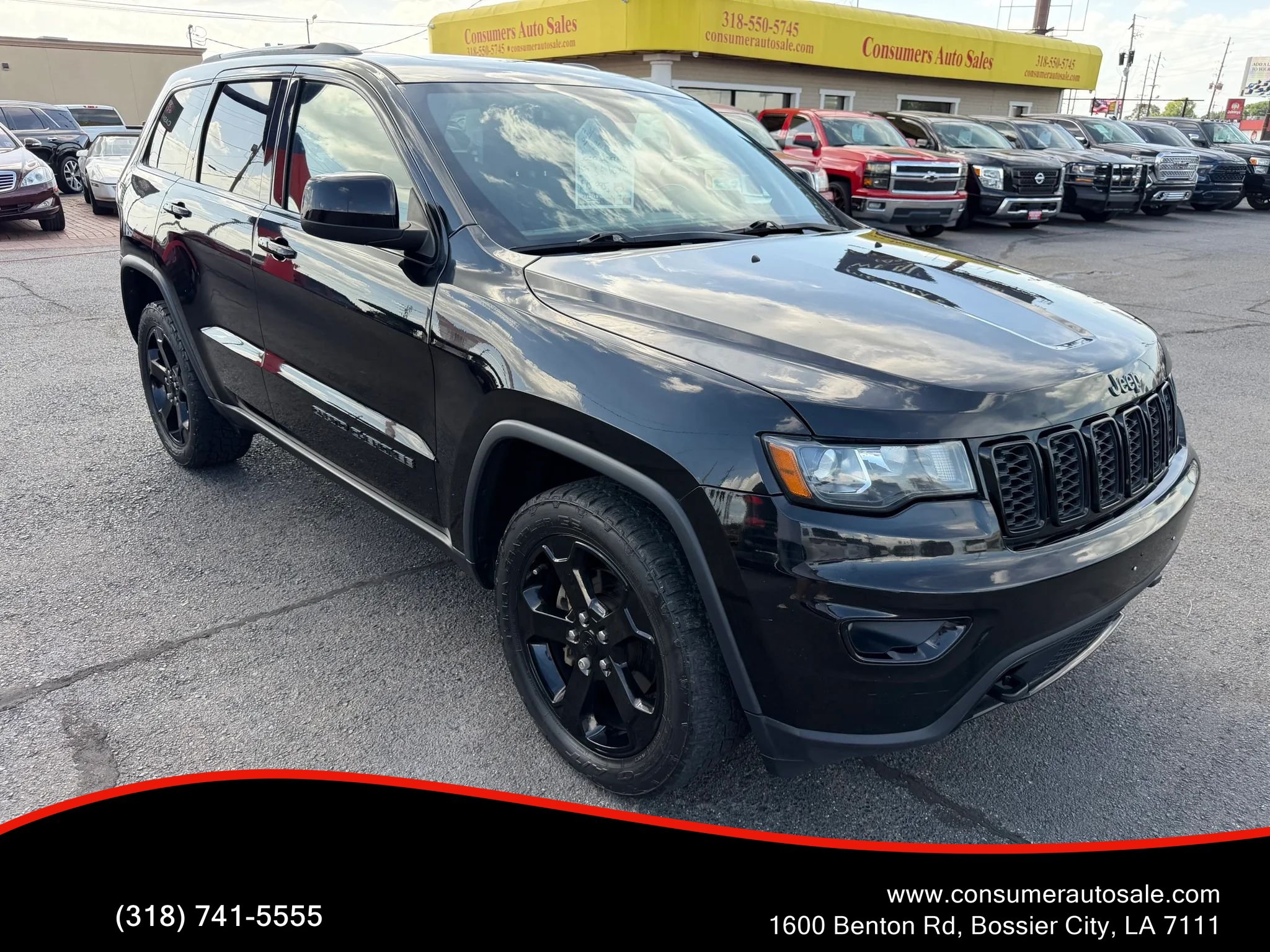 Used 2018 Jeep Grand Cherokee Laredo AWD/4WD image 1