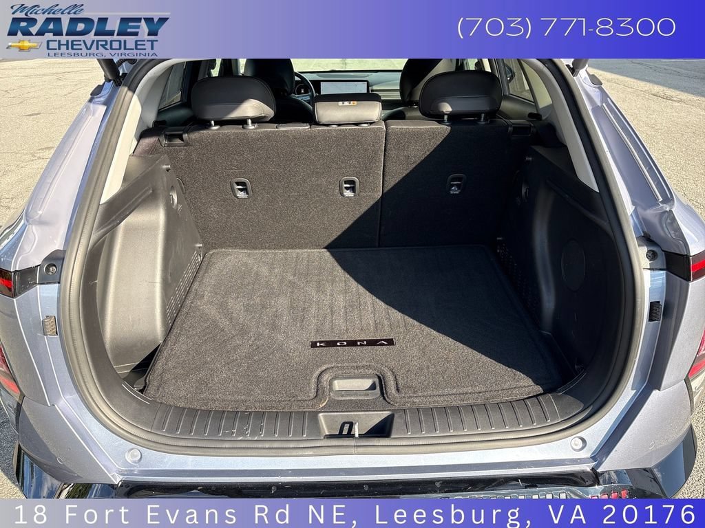 Used 2024 Hyundai Kona Limited FWD image 11