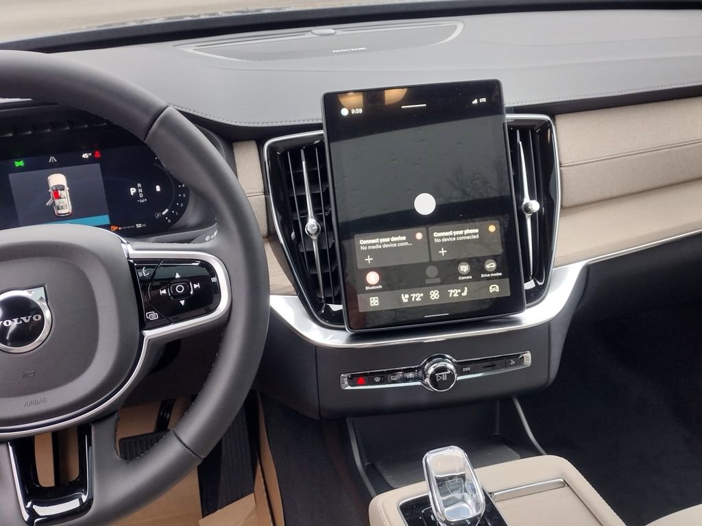 New 2026 Volvo XC90 B6 Plus w/ Protection Package Premier image 29