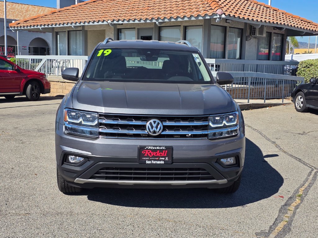 Used 2019 Volkswagen Atlas SE w/ Towing Package FWD image 2