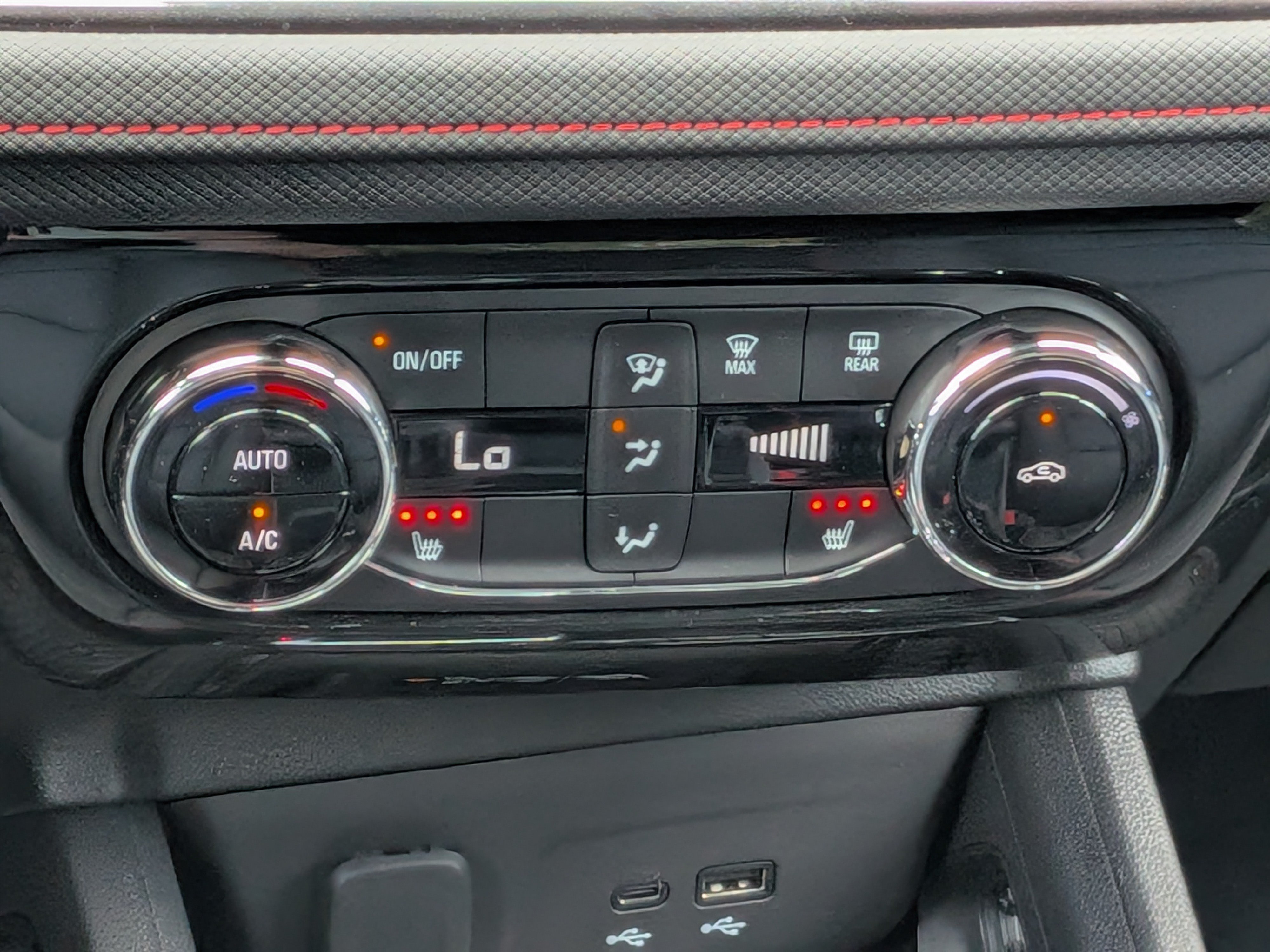 Certified 2024 Chevrolet TrailBlazer RS w/ Convenience Package FWD image 20