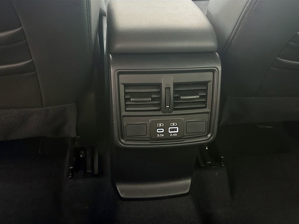 Used 2025 Subaru Forester Premium w/ Convenience Package #1 image 29