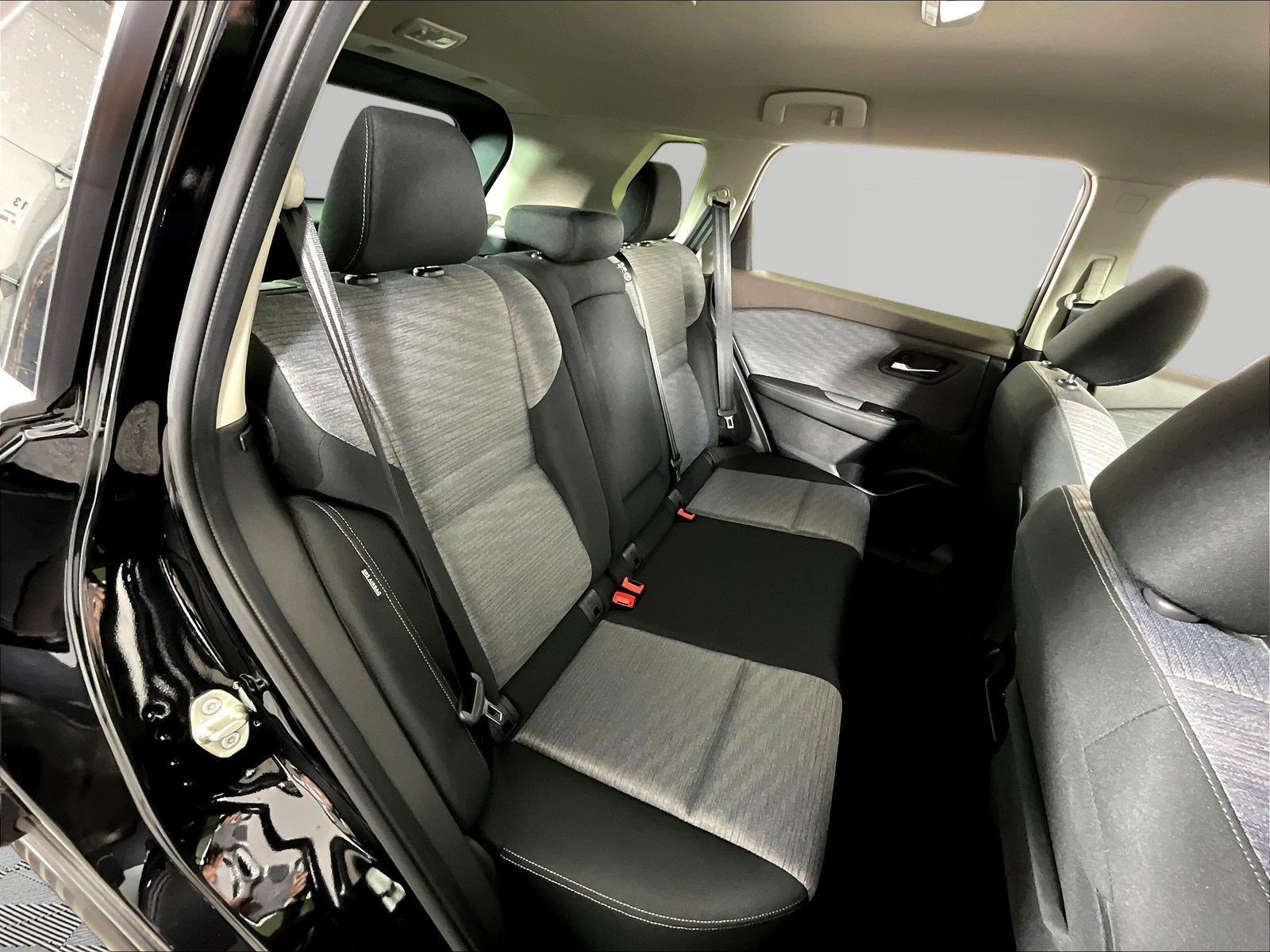 Certified 2023 Nissan Rogue SV AWD/4WD image 25