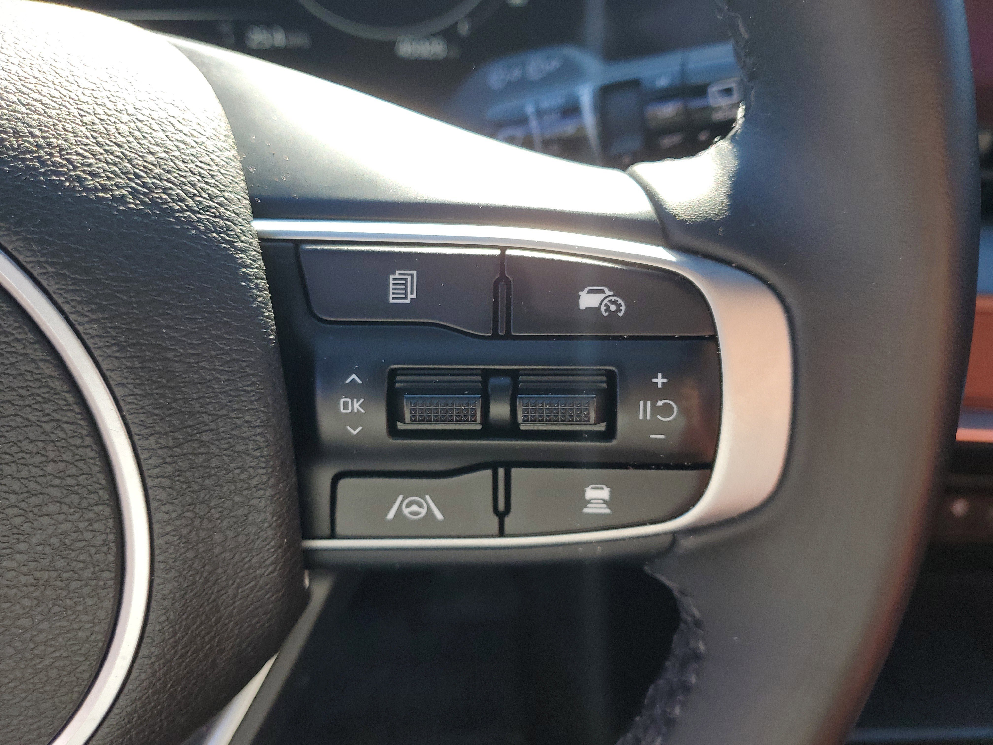 Used 2024 Kia Sportage SX image 27