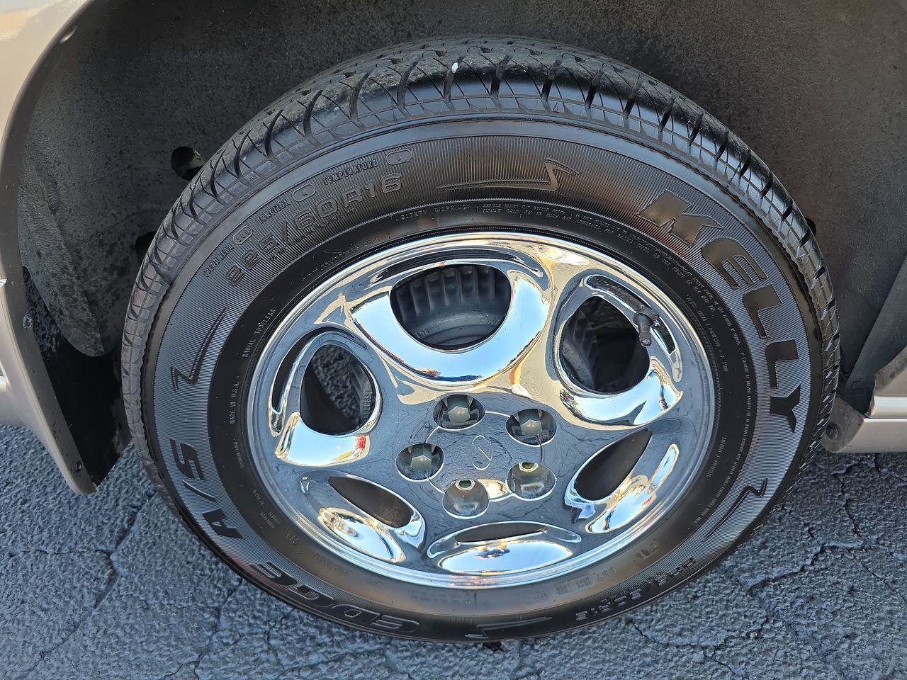 Used 2003 Oldsmobile Silhouette GLS image 17