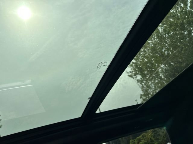 Used 2023 RAM 1500 Limited w/ Trailer Tow Group image 9