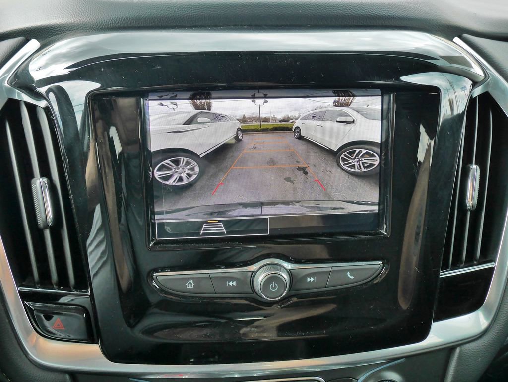 Used 2020 Chevrolet Traverse LS image 33