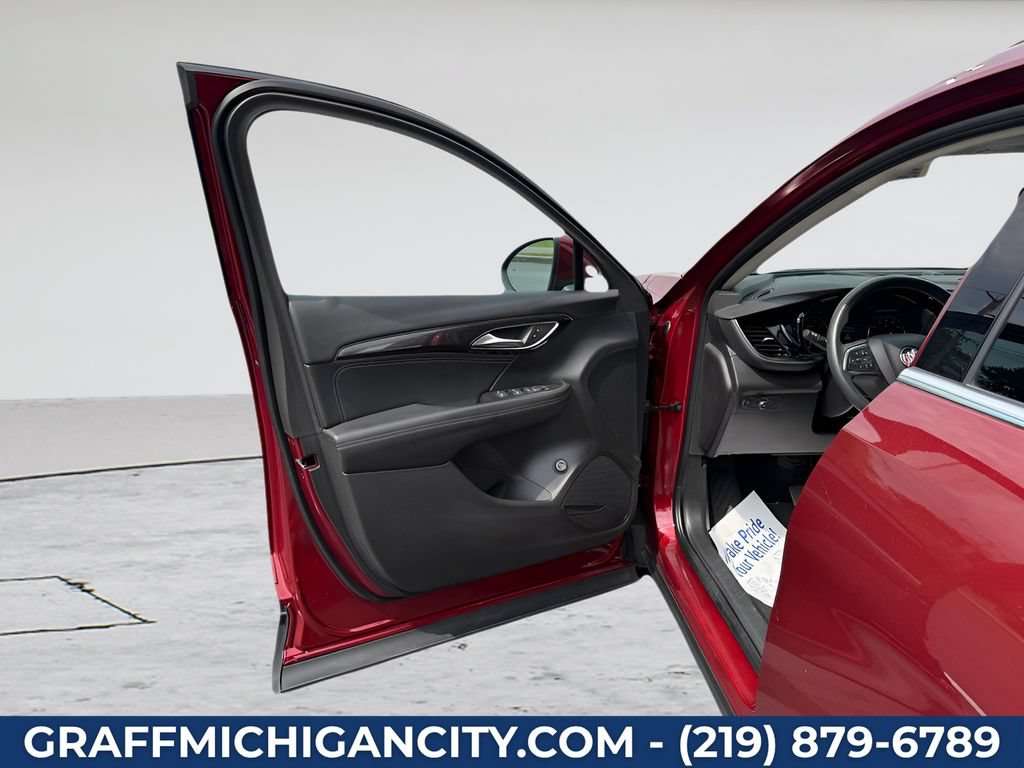 Used 2023 Buick Envision Preferred AWD/4WD image 9