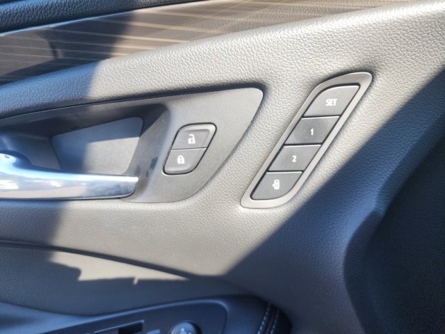Used 2020 Buick Envision Premium image 23