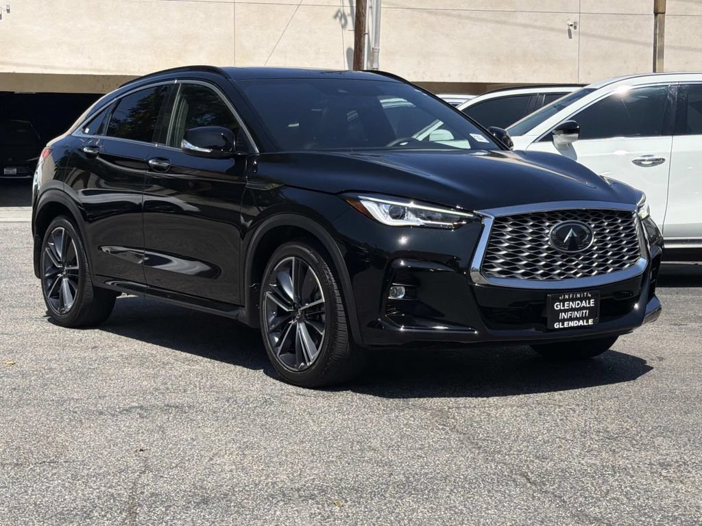 Certified 2023 INFINITI QX55 Luxe w/ Cargo Package AWD/4WD image 2