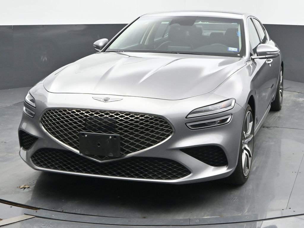 Used 2025 Genesis G70 2.5T image 4