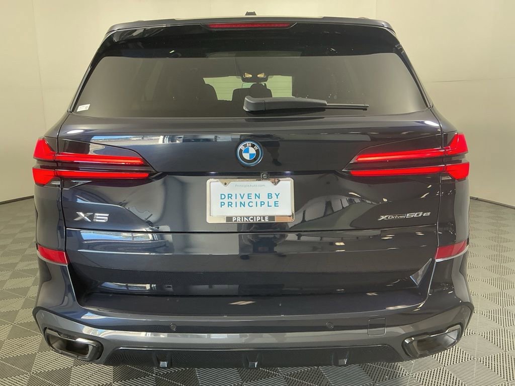 Certified 2024 BMW X5 xDrive50e w/ M Sport Package image 5
