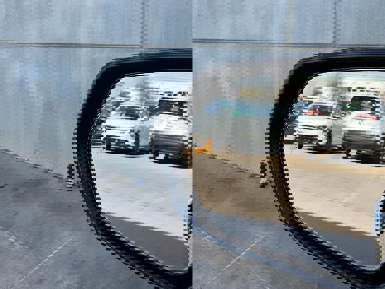 Used 2025 Toyota Camry LE image 19