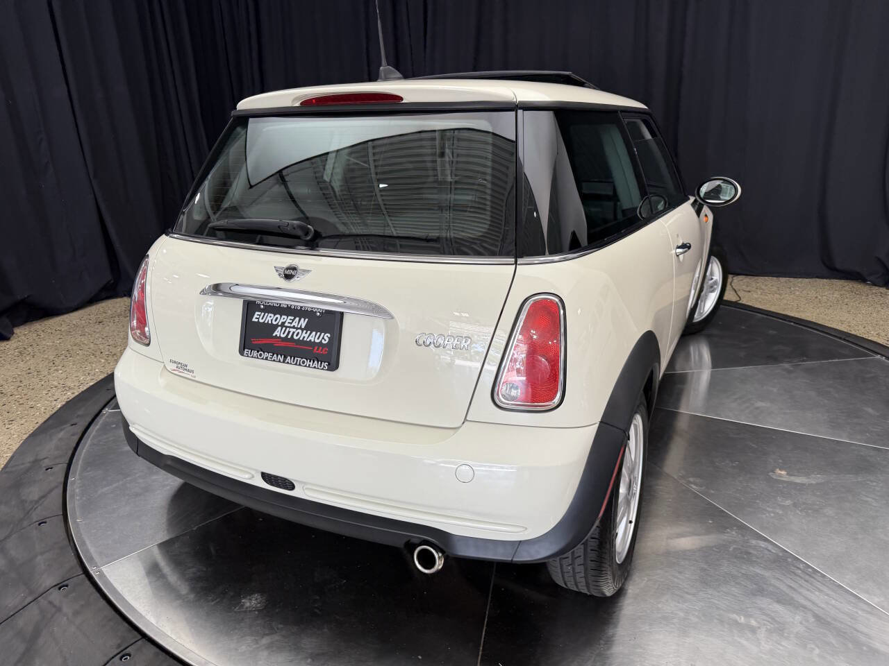 Used 2006 MINI Cooper Hardtop image 7
