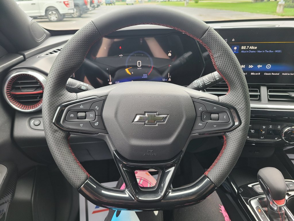 New 2026 Chevrolet Trax RS w/ Driver Confidence Package FWD image 28