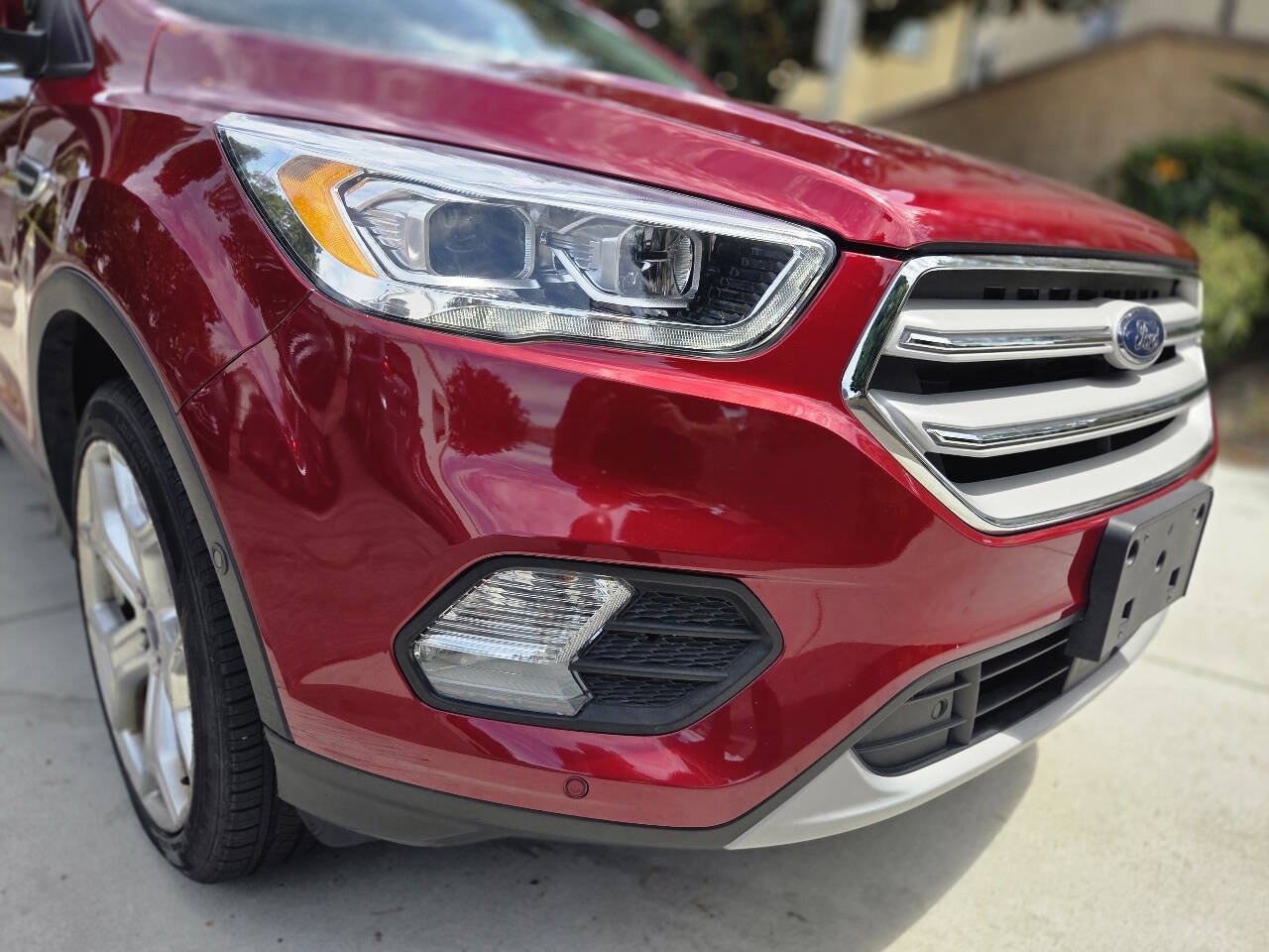 Used 2017 Ford Escape Titanium w/ Equipment Group 301A AWD/4WD image 12