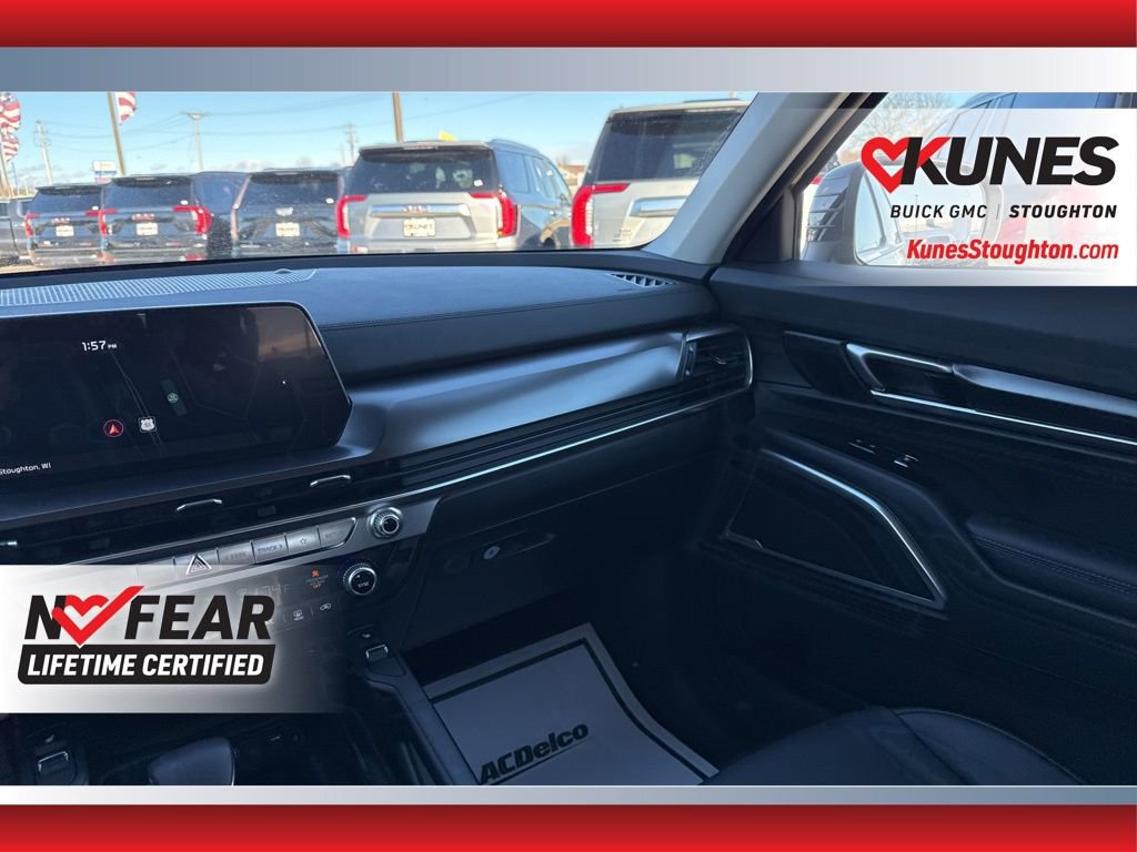 Used 2025 Kia Telluride S image 38
