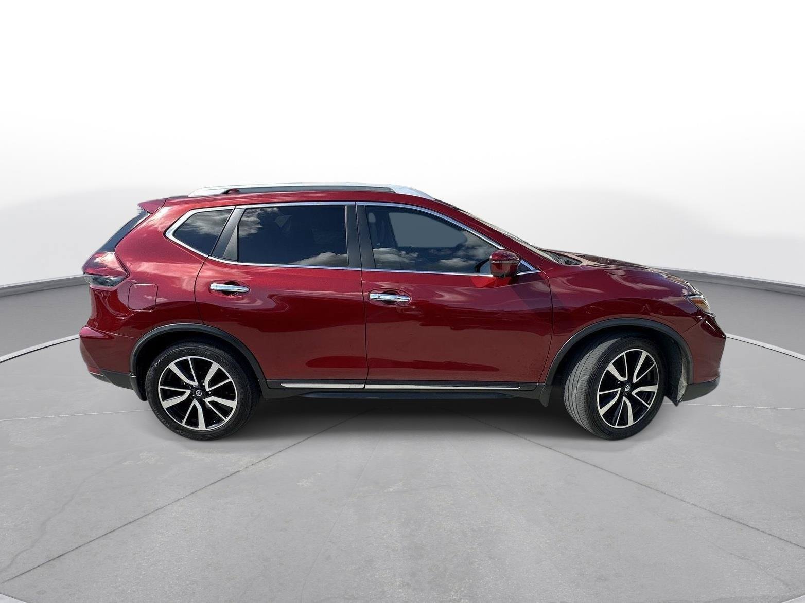 Used 2020 Nissan Rogue SL w/ Premium Package FWD image 5