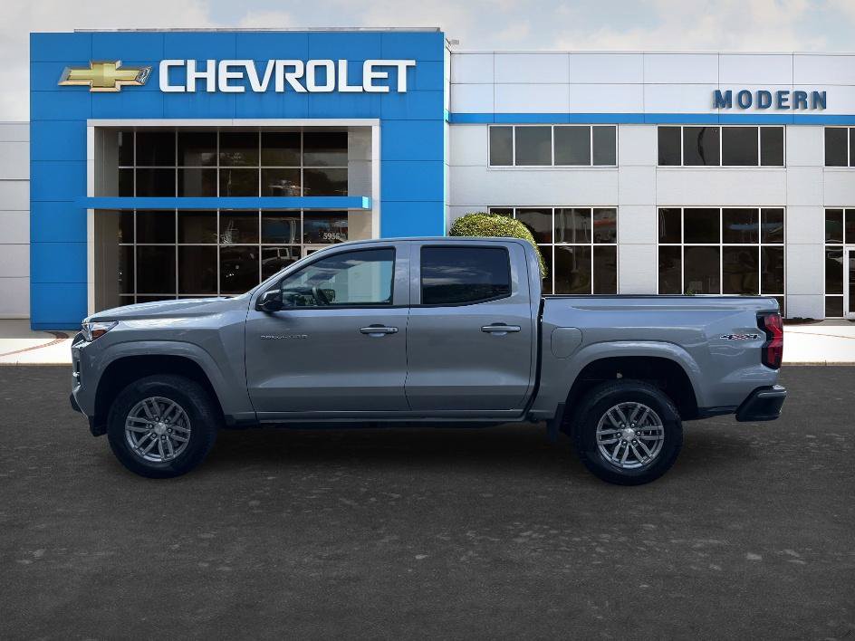 Used 2026 Chevrolet Colorado LT w/ Advanced Trailering Package AWD/4WD image 2