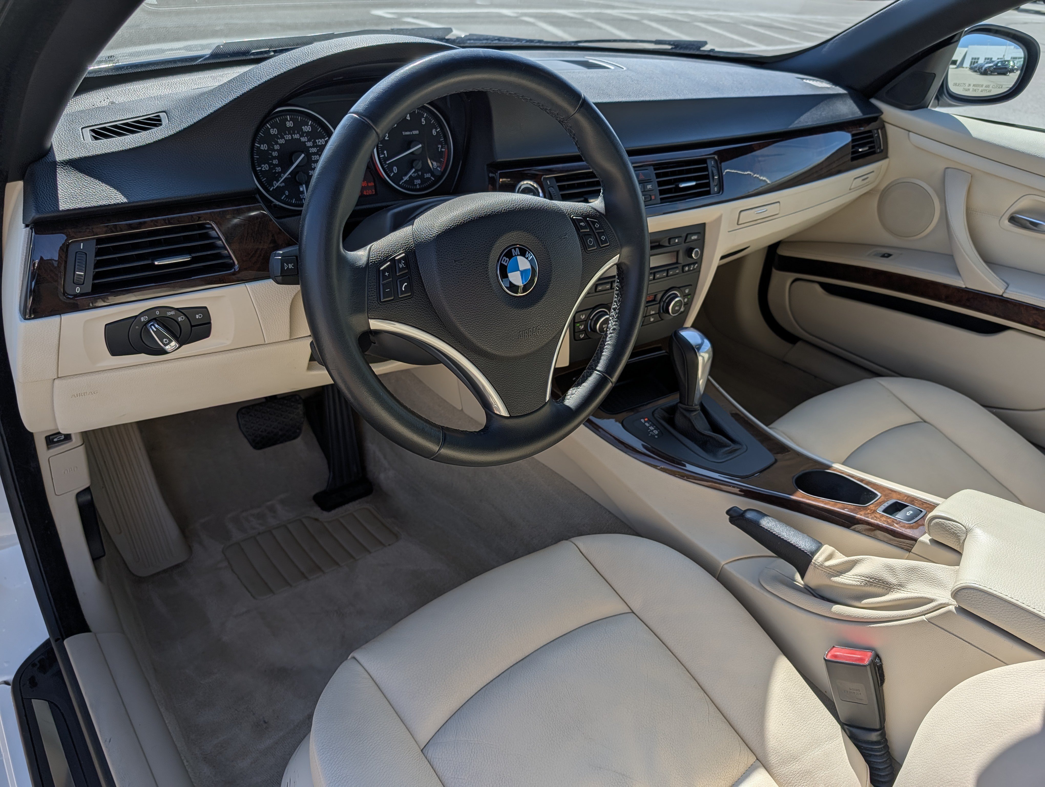 Used 2011 BMW 328i Convertible RWD image 18