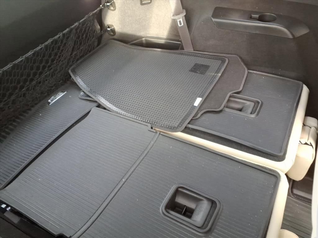 Used 2023 Cadillac XT6 Sport w/ Technology Package image 17