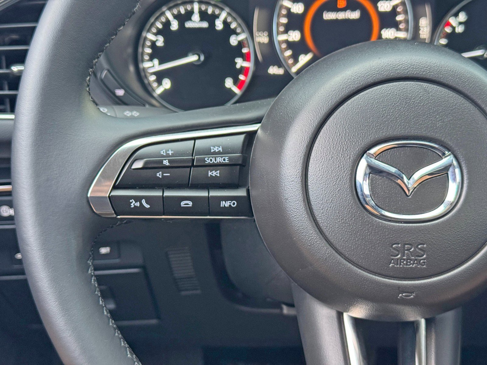 Used 2025 MAZDA MAZDA3 s image 19