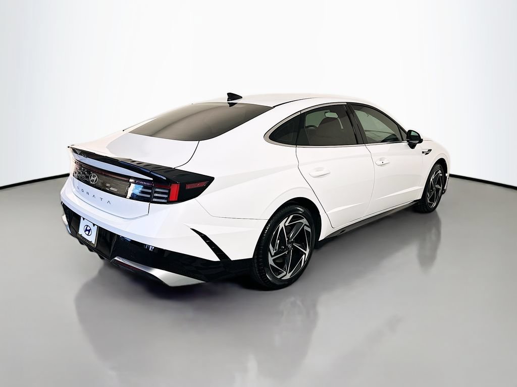 New 2026 Hyundai Sonata SEL FWD image 5
