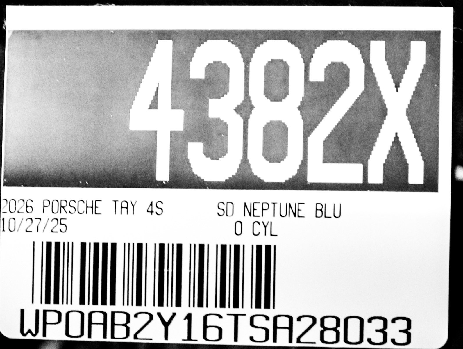 New 2026 Porsche Taycan 4S image 35