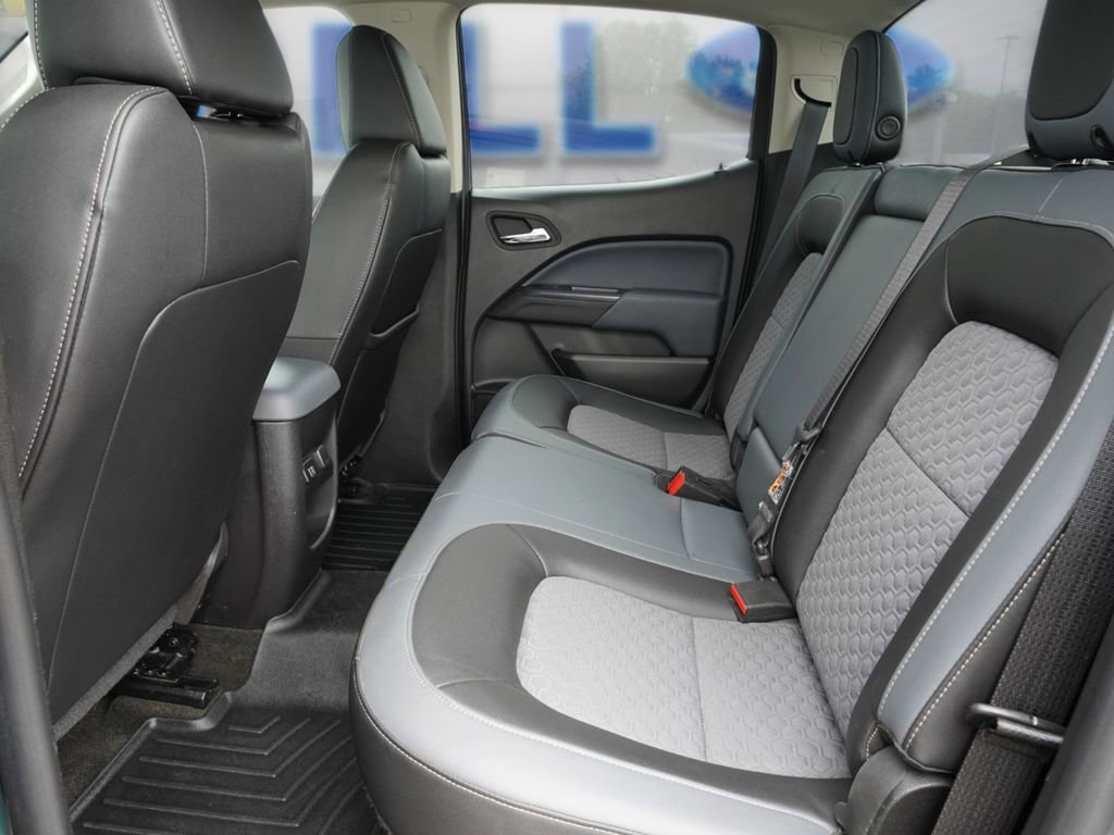 Used 2015 Chevrolet Colorado Z71 AWD/4WD image 17
