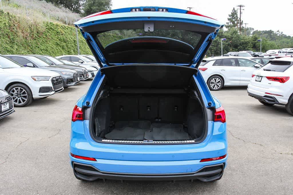 Used 2023 Audi Q3 2.0T Premium Plus w/ Premium Plus Package AWD/4WD image 26