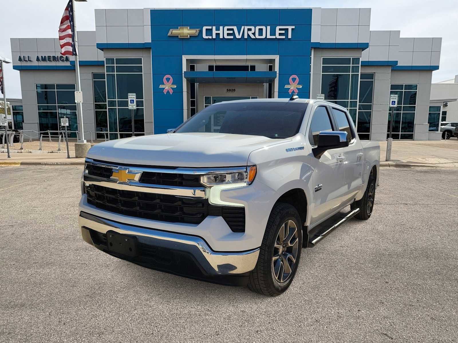 Used 2022 Chevrolet Silverado 1500 LT video 1