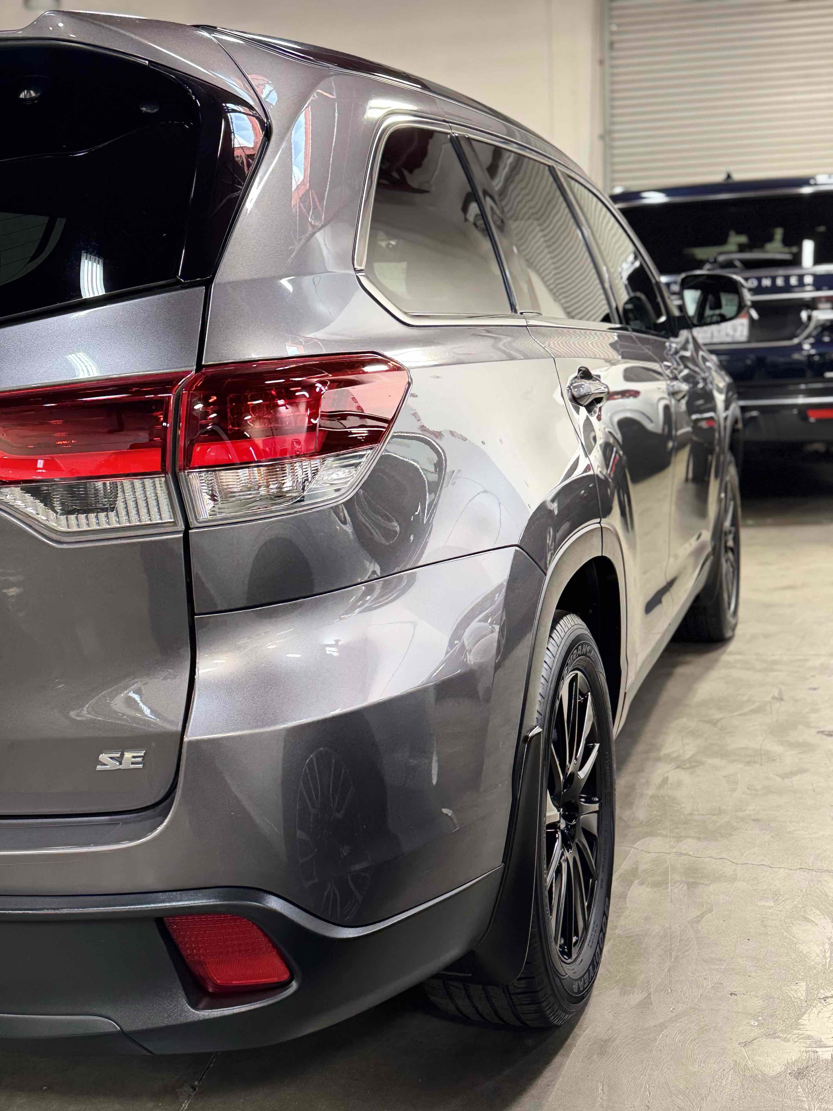 Used 2019 Toyota Highlander XLE image 52