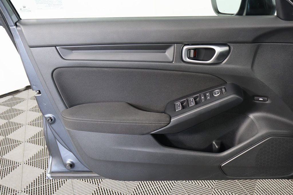 Used 2023 Honda Civic LX image 12
