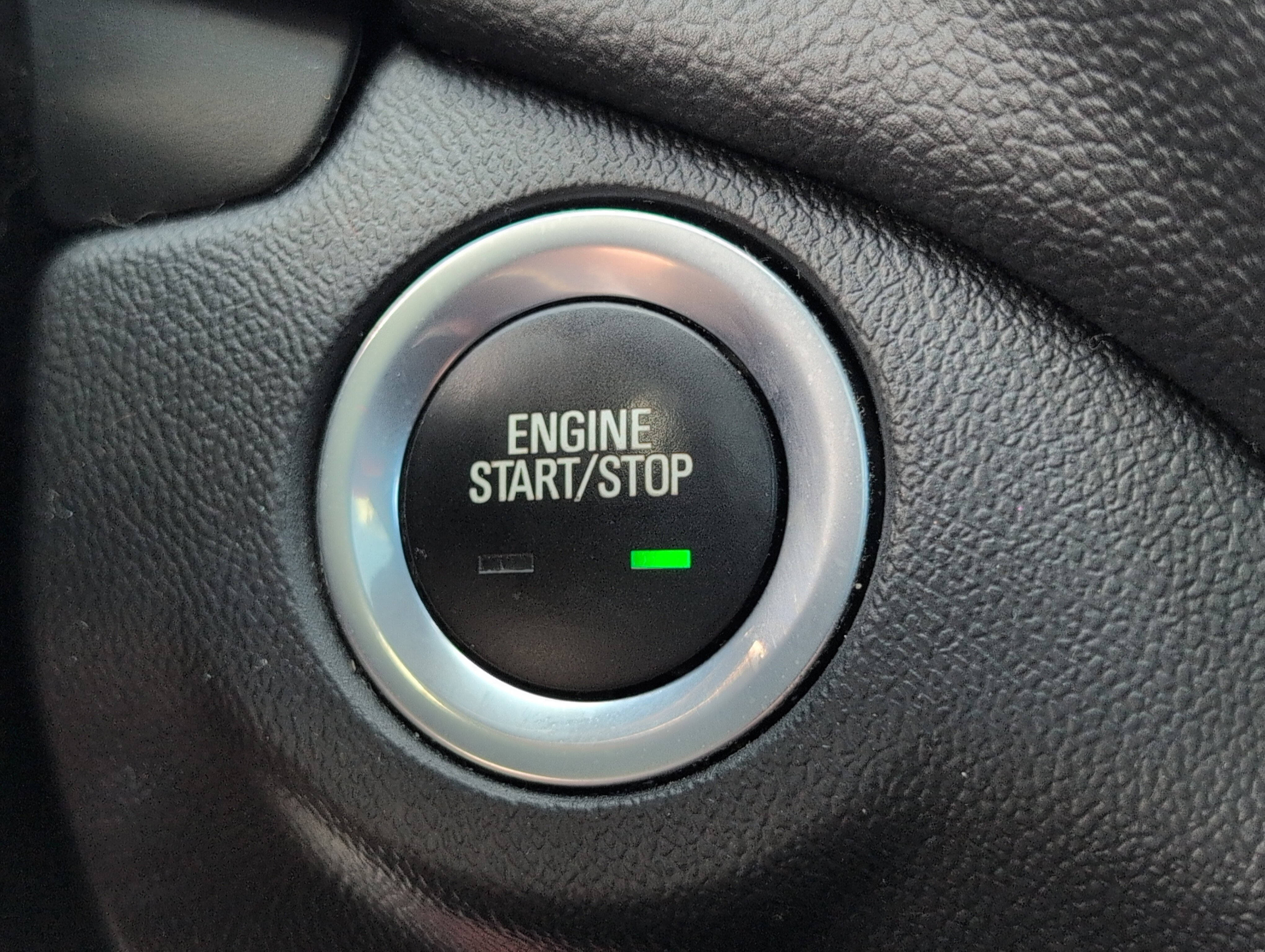 Used 2021 Chevrolet Equinox LT image 23