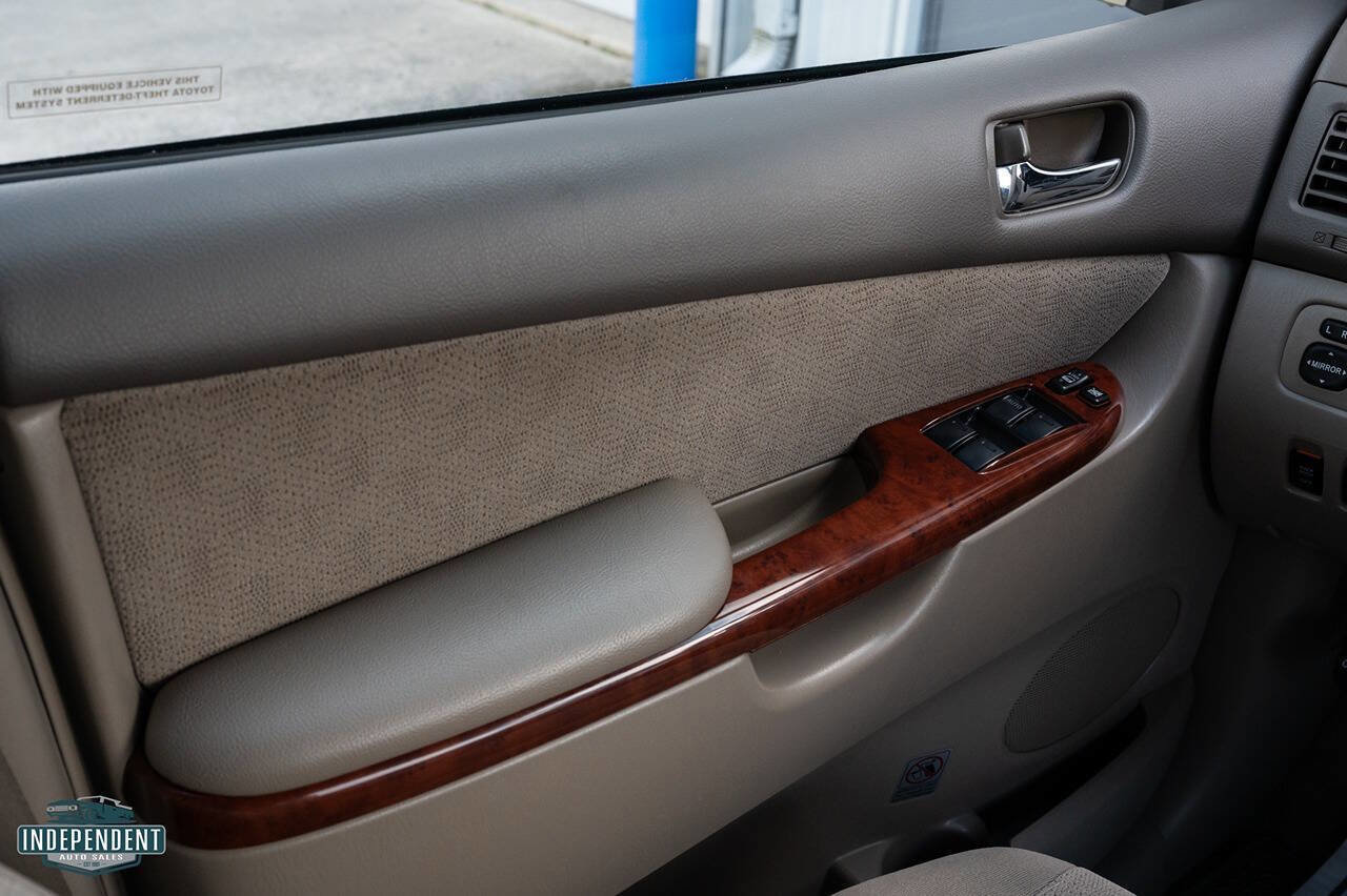 Used 2005 Toyota Sienna image 9