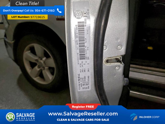 Used 2018 RAM 1500 Classic SLT image 16