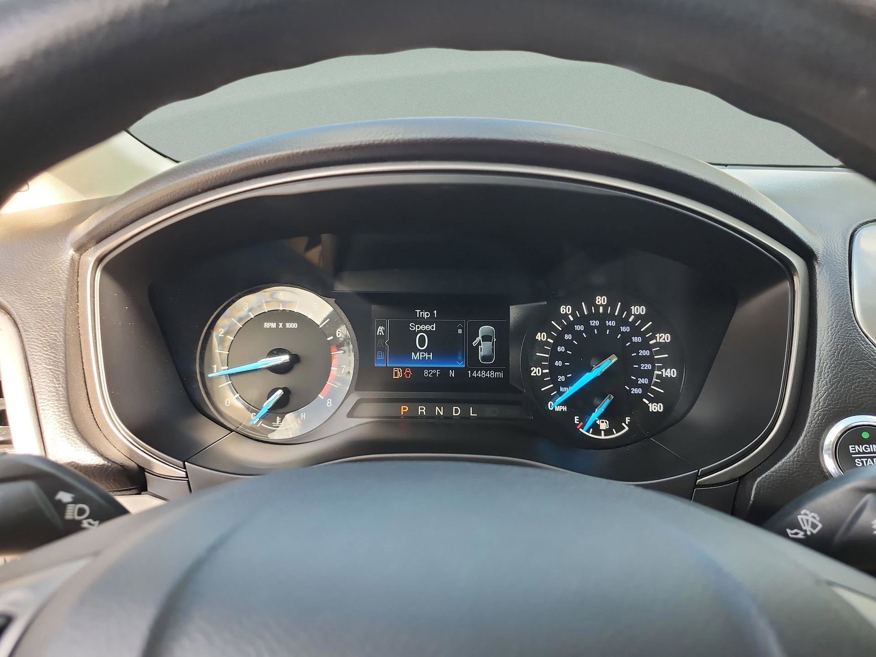 Used 2017 Ford Fusion SE image 10