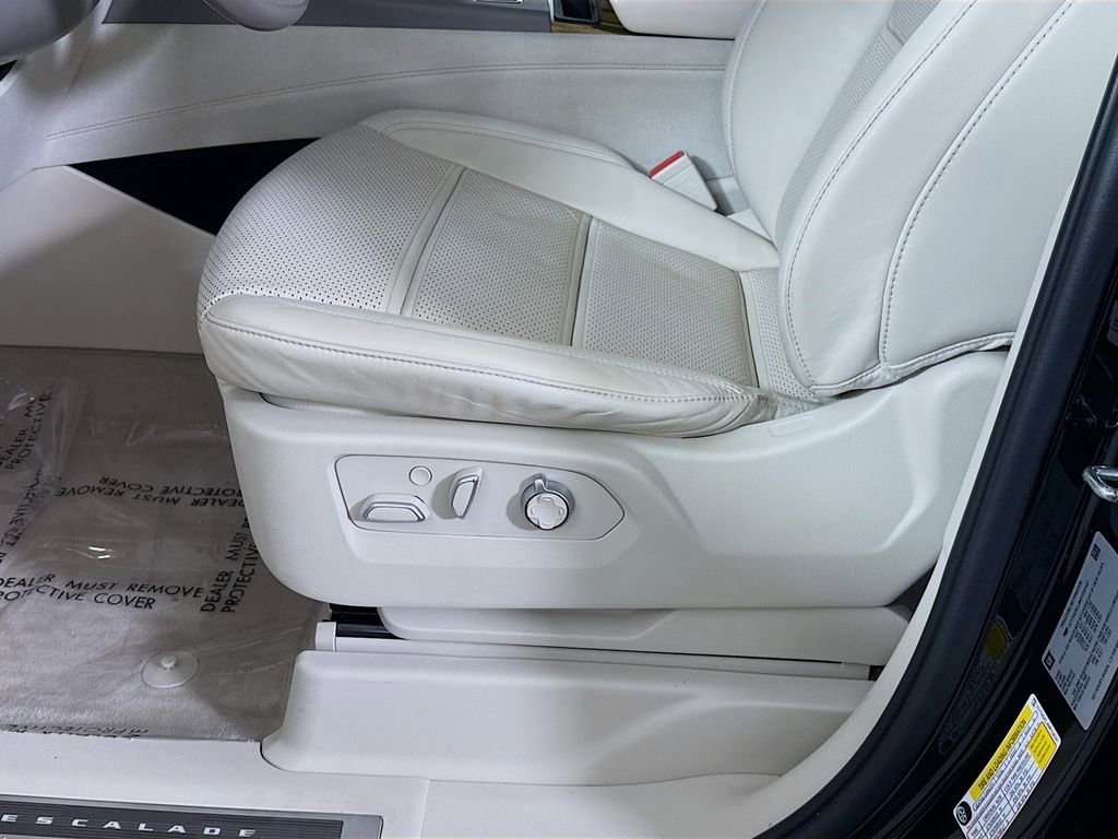 Used 2021 Cadillac Escalade Premium Luxury Platinum image 27