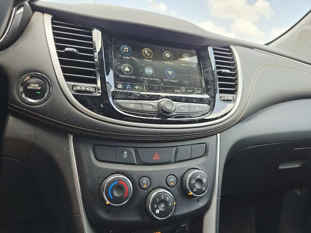 Used 2018 Chevrolet Trax LT w/ LT Convenience Package FWD image 11