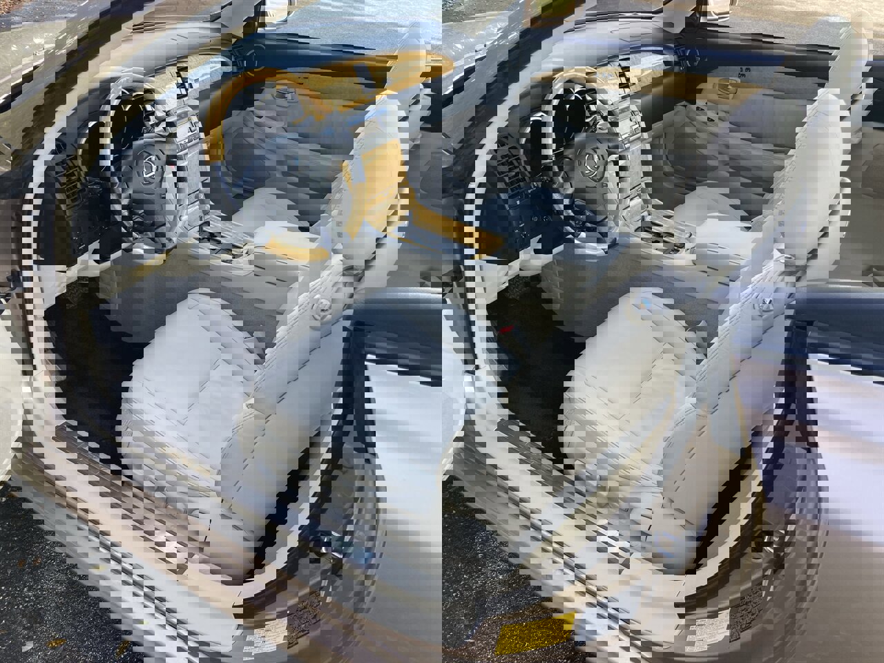 Used 2004 Lexus SC 430 Convertible image 14