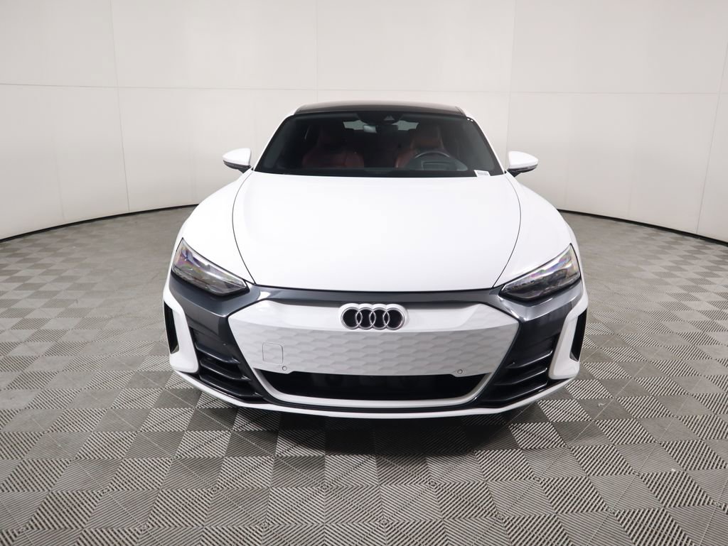 Certified 2023 Audi e-tron GT Prestige image 2