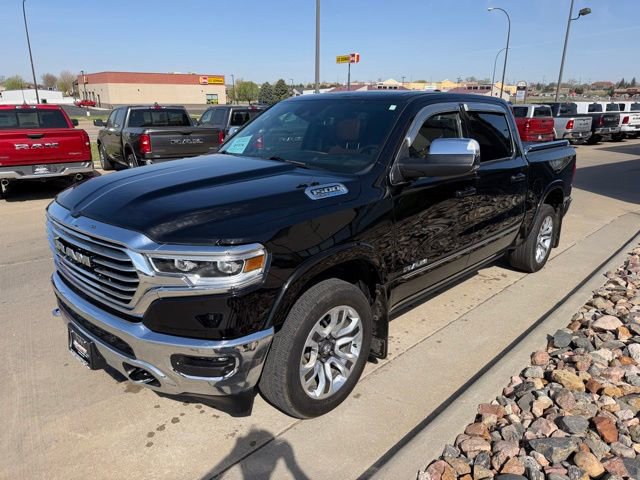 Used 2024 RAM 1500 Limited AWD/4WD image 3