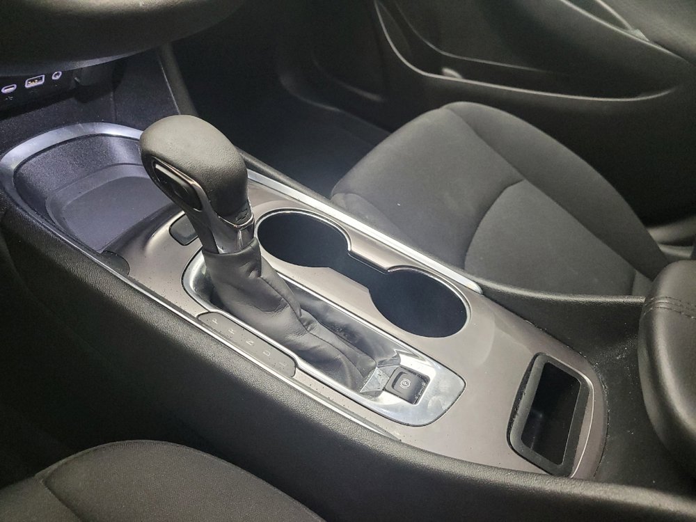 Used 2022 Chevrolet Malibu LT FWD image 26