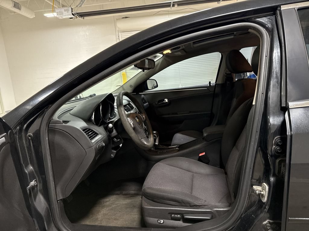 Used 2011 Chevrolet Malibu LT w/ Florida Edition Package FWD image 19