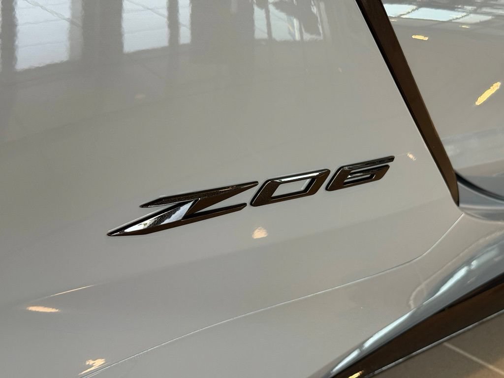 Used 2024 Chevrolet Corvette Z06 RWD image 14
