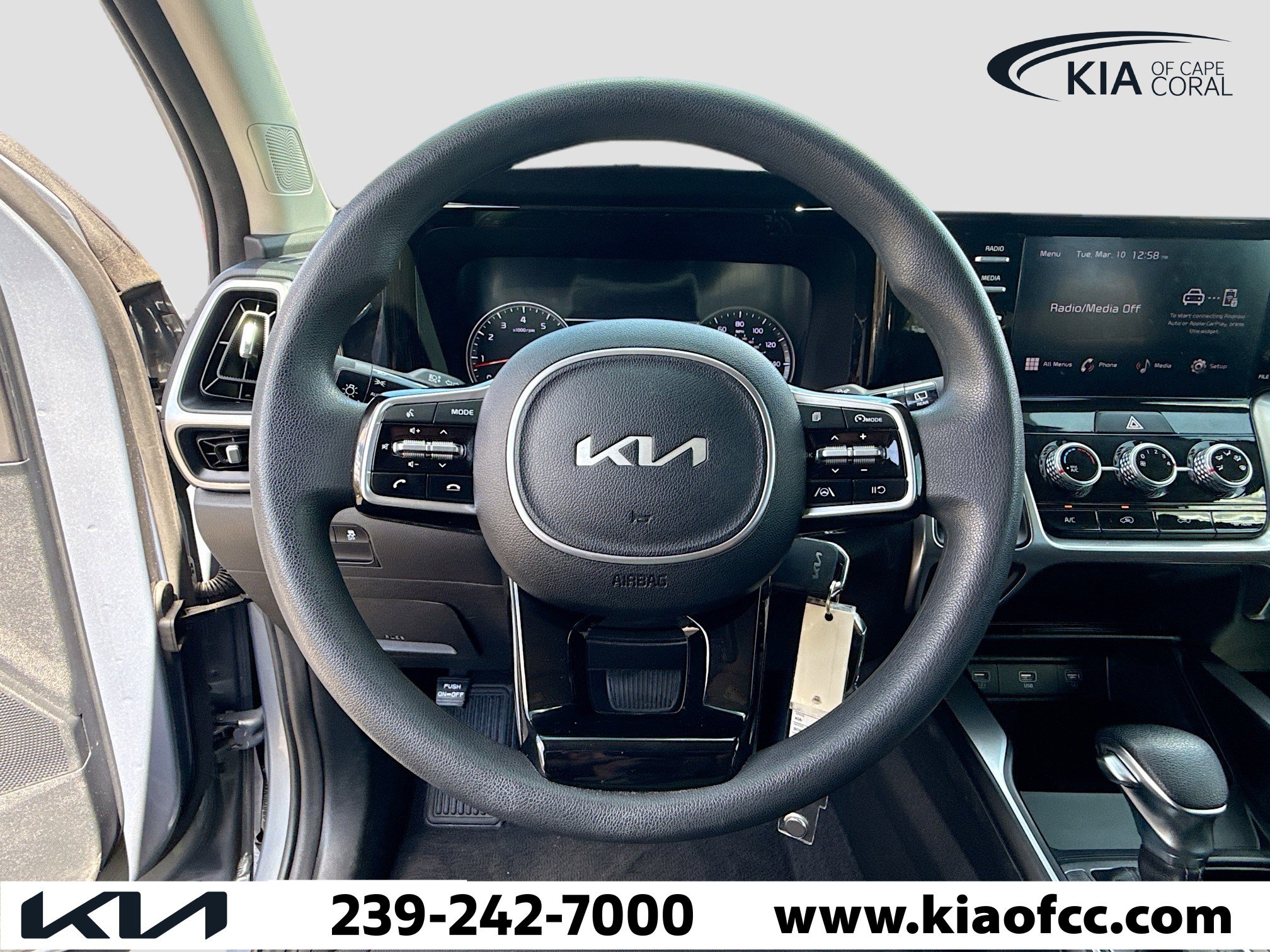 Certified 2023 Kia Sorento LX image 36