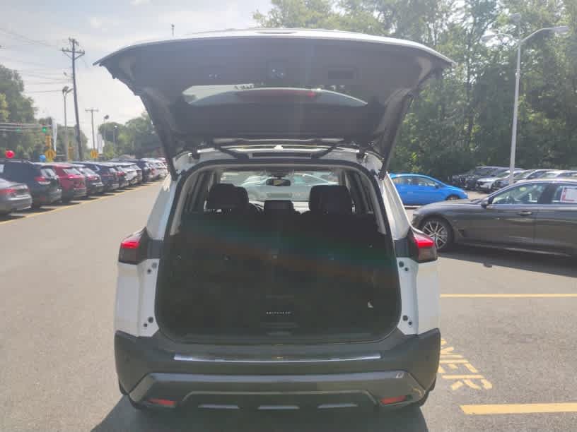 Used 2023 Nissan Rogue SL w/ SL Premium Package AWD/4WD image 8