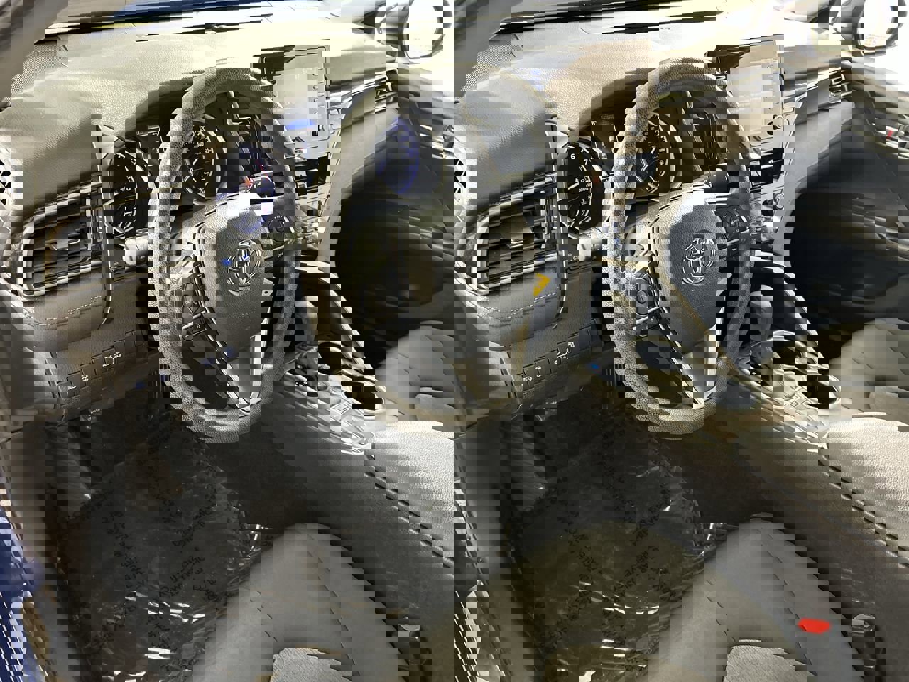 Used 2023 Toyota Camry LE image 12