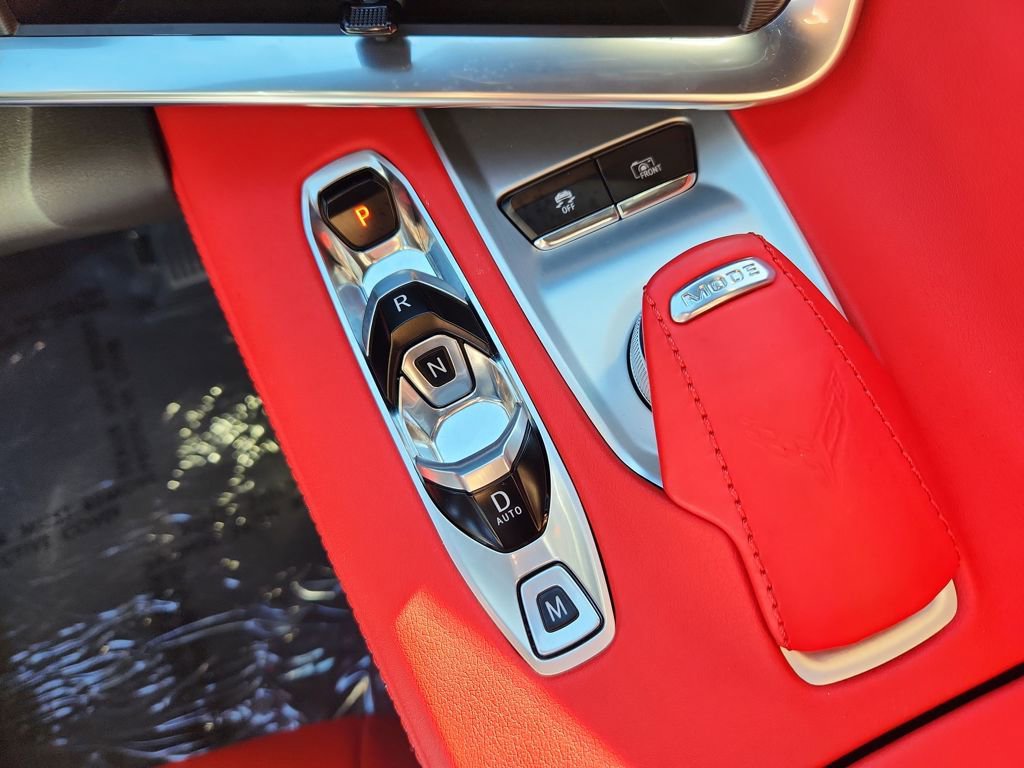 Used 2021 Chevrolet Corvette Stingray Preferred Cpe w/ Chrome Exterior Badge Package image 14