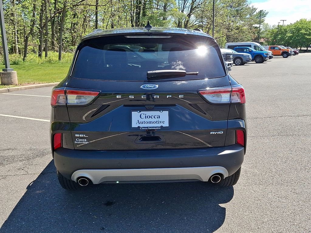 Used 2022 Ford Escape SEL AWD/4WD image 8